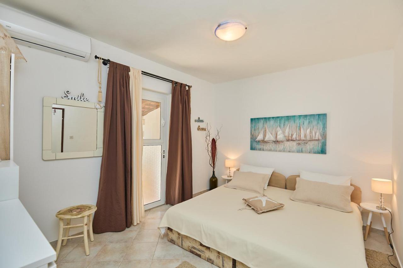 Studio Dolores-Apartment By The Sea Maranovići Extérieur photo