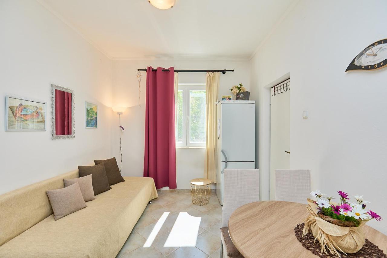 Studio Dolores-Apartment By The Sea Maranovići Extérieur photo