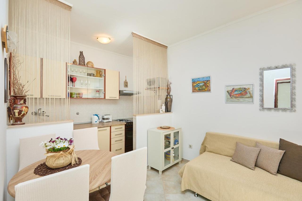 Studio Dolores-Apartment By The Sea Maranovići Extérieur photo