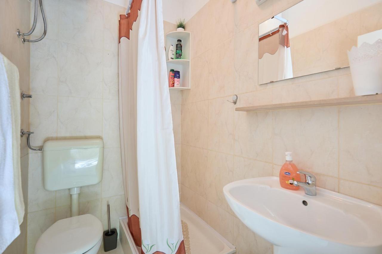 Studio Dolores-Apartment By The Sea Maranovići Extérieur photo